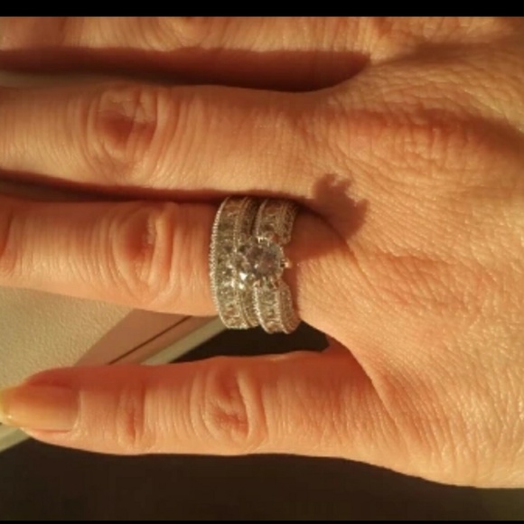 Ring - Picture 7 of 7